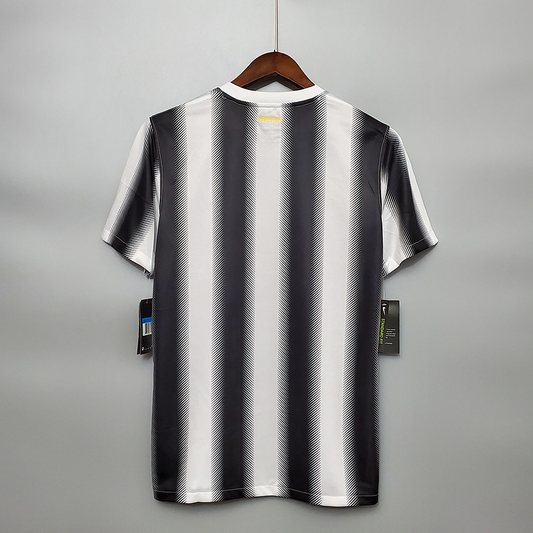 Juventus Retro Jersey 2011/12 Home Football Jersey Soccer Shirt