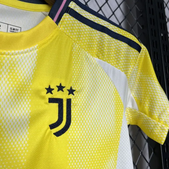 Kids Juventus Away Jersey 24/25 Football Kit '