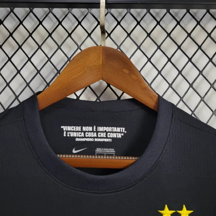 Retro-Juventus-Away-Kit-12/13-Football-Jersey