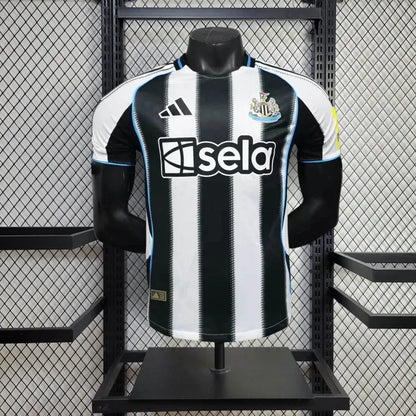player version newcastle united jersey 25/26 home football kit soccer jersey